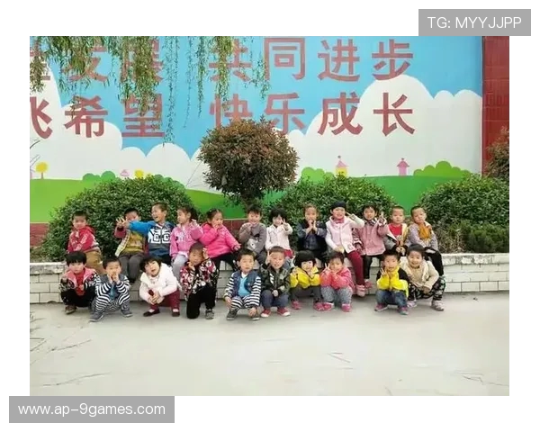 今天我们一起玩了游戏，享受快乐时光的英语表达与学习心得